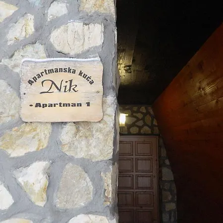 Nik, Apartament *